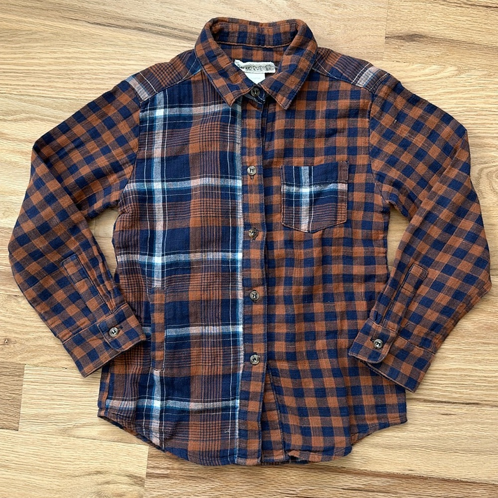 Peas and Queues boys long sleeve mixed pattern button down size 7
